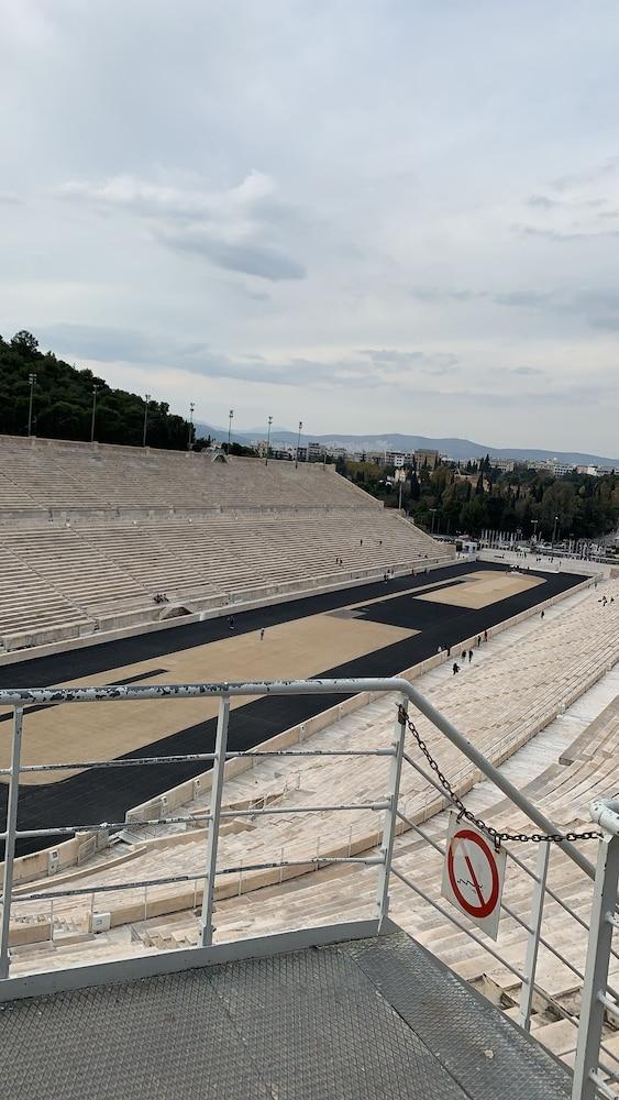 Panathenaic Stadium Apartment Extérieur photo
